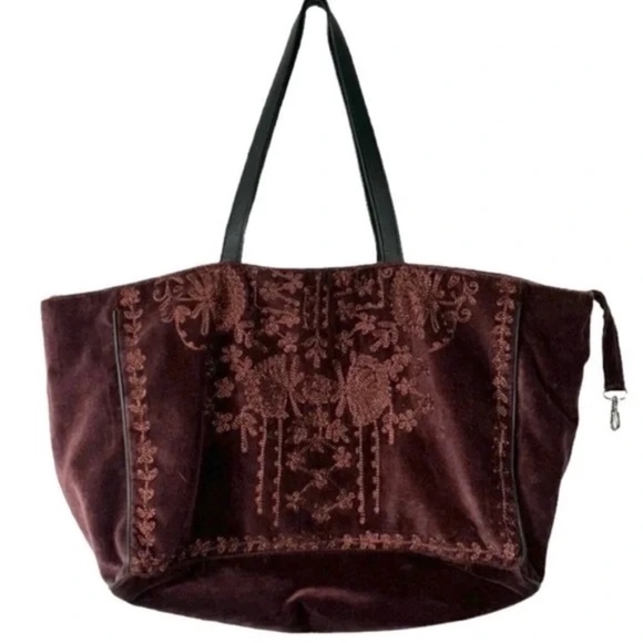 Sundance Handbags - Sundance | Anabaglish Velvet Embroidered Tote Bag w/Leather Straps ♥ NWOT